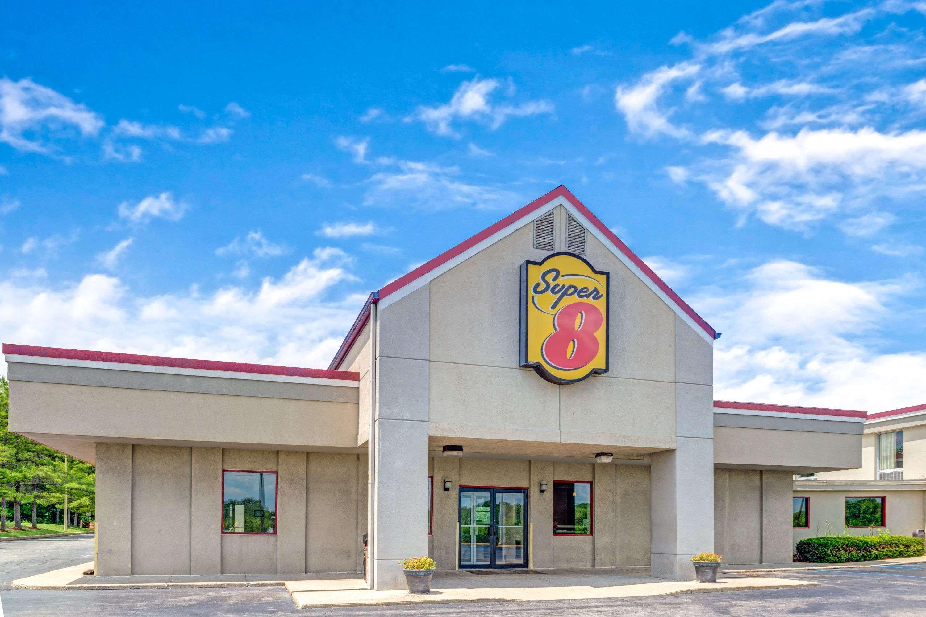 Motel Super 8 By Wyndham Indianapolis South Exterior foto